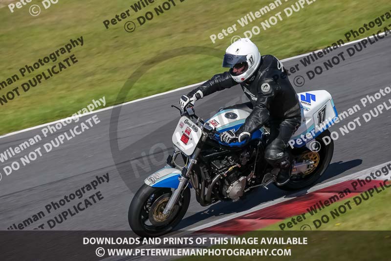 cadwell no limits trackday;cadwell park;cadwell park photographs;cadwell trackday photographs;enduro digital images;event digital images;eventdigitalimages;no limits trackdays;peter wileman photography;racing digital images;trackday digital images;trackday photos